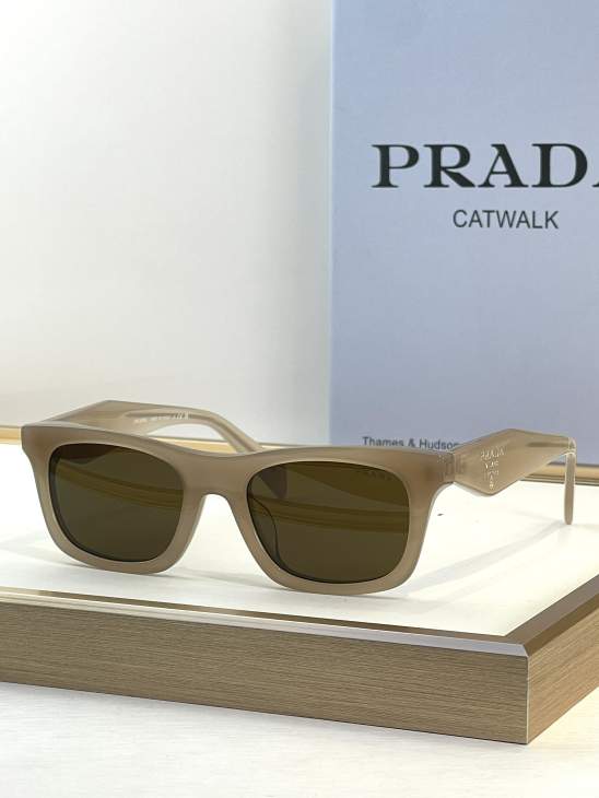 Picture of Prada Sunglasses _SKUfw76161512fw